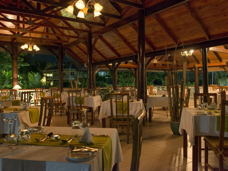 Acajou Beach Resort