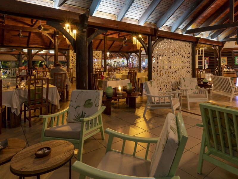 Acajou Beach Resort