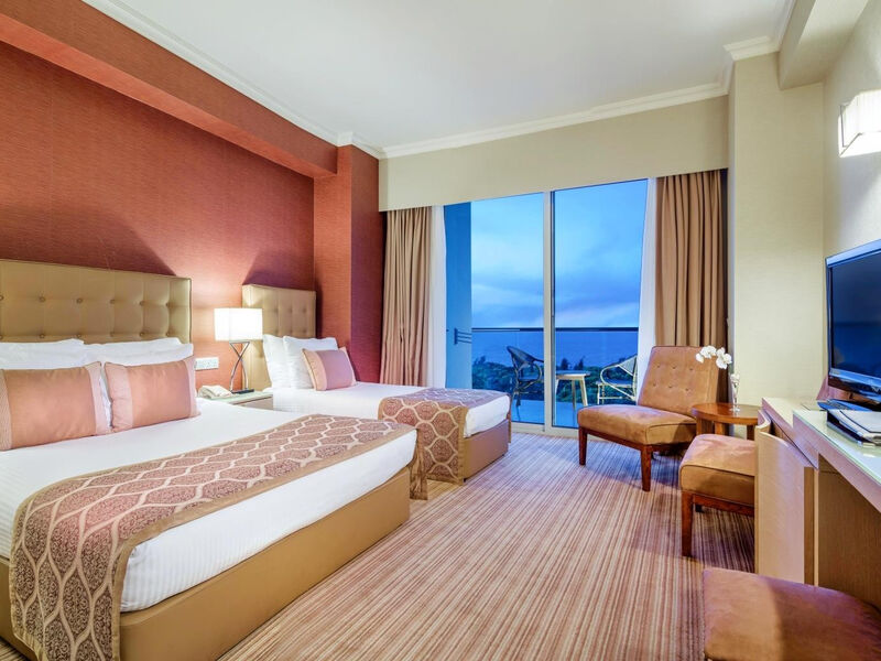 Acapulco Beach & Spa Resort