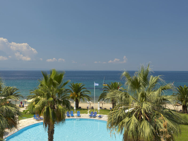 Acrotel Lily Ann Beach