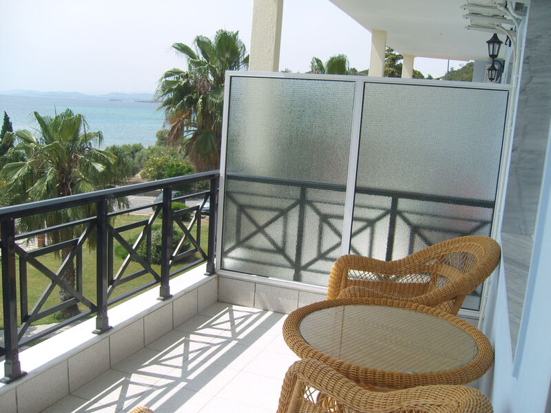 Acrotel Lily Ann Beach