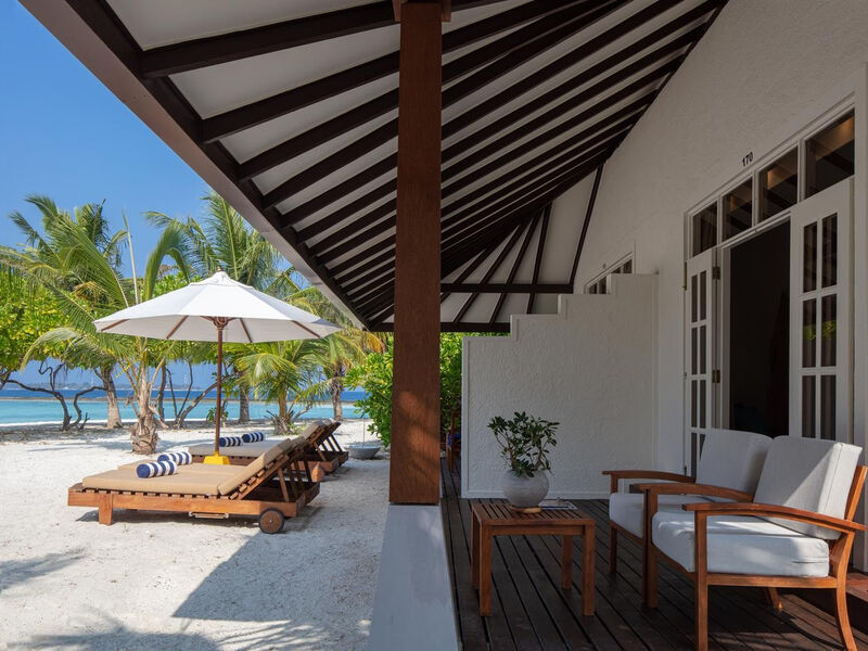 Adaaran Select Meedhupparu & Prestige Water Villas