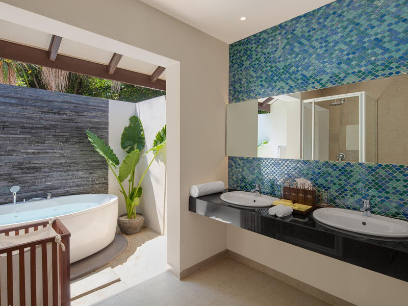 Adaaran Select Meedhupparu & Prestige Water Villas