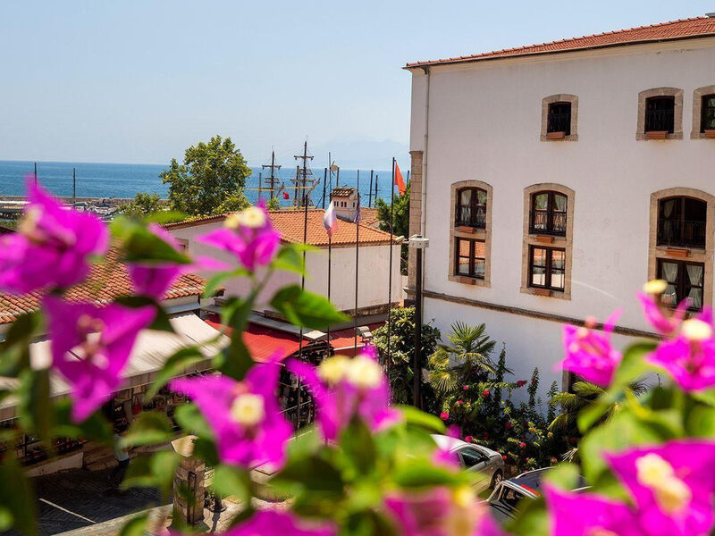 Adalya Port Hotel
