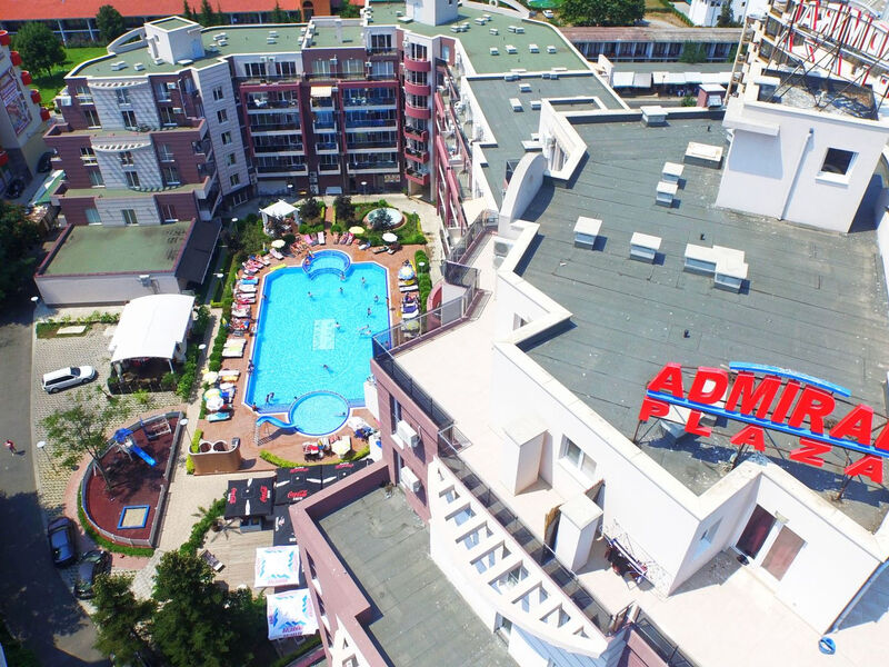 Admiral Plaza