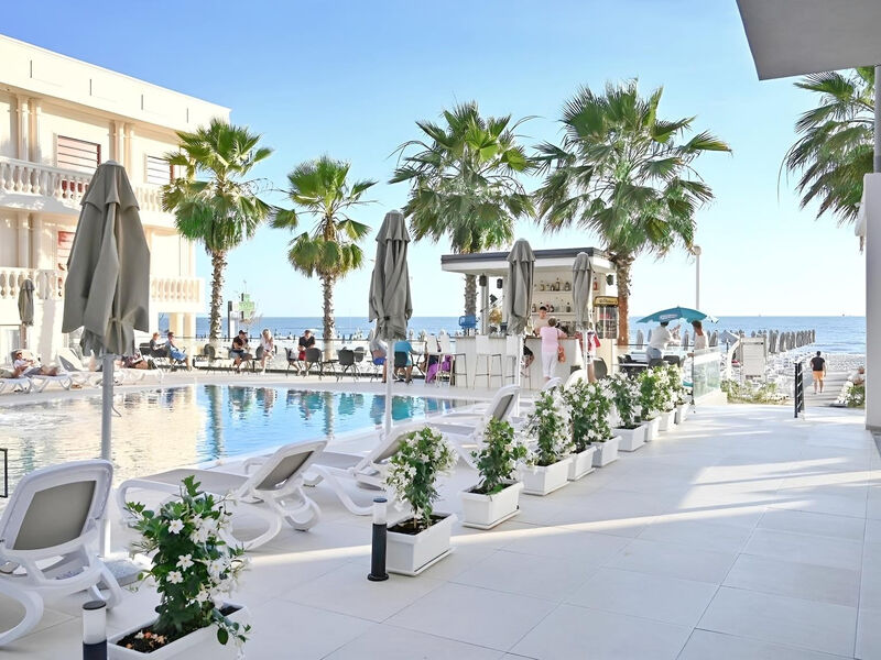 Adria Palace