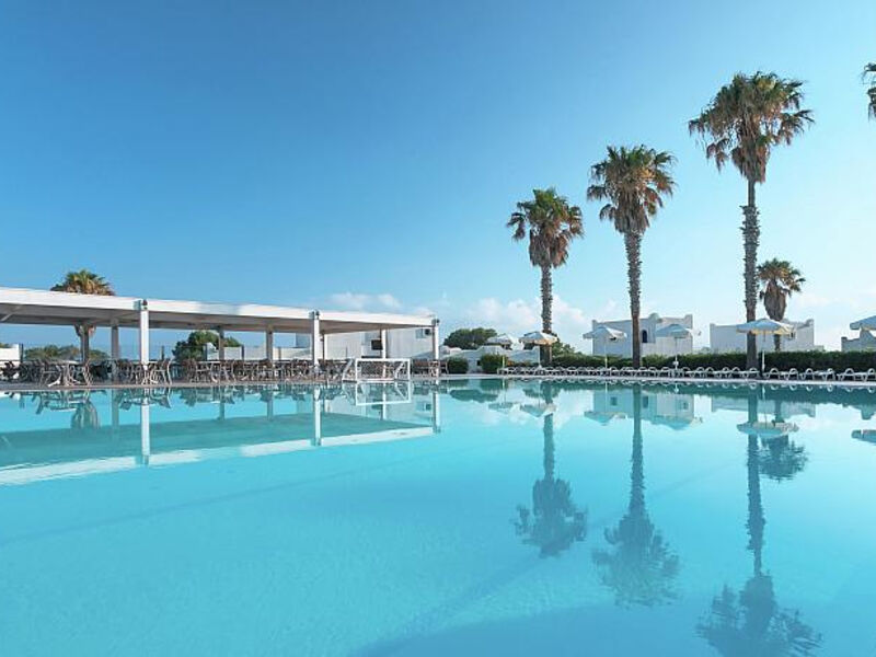 Aelos Beach