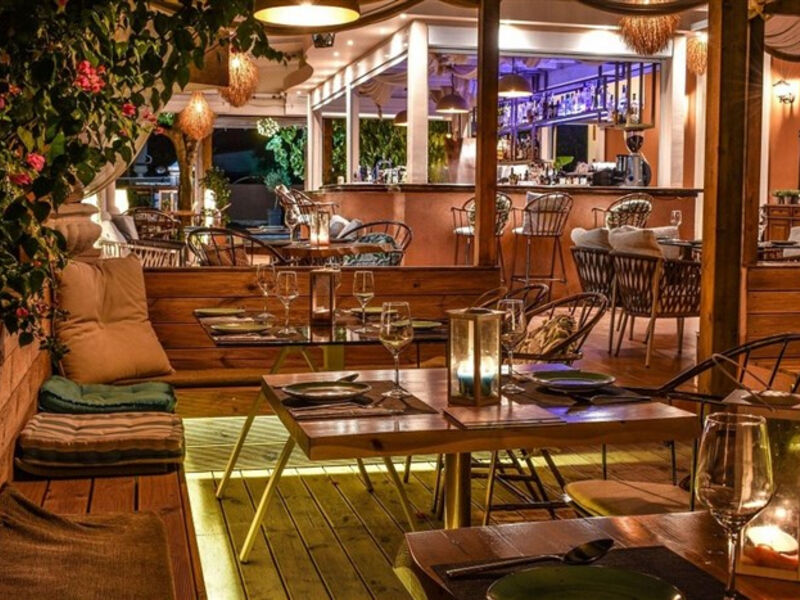 Aeolos Boutique Hotel&Suites