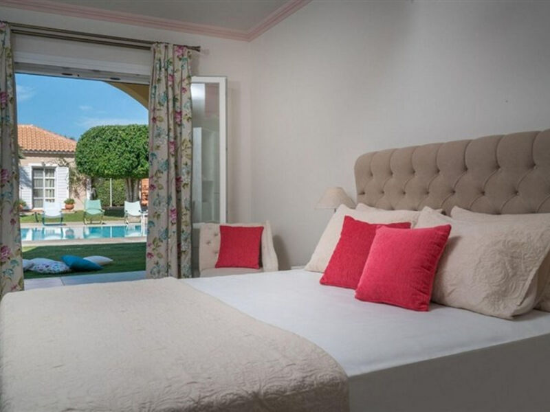 Aeolos Boutique Hotel&Suites