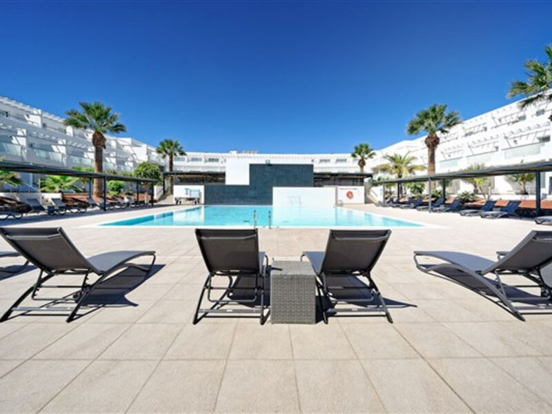 Aequora Lanzarote Suites