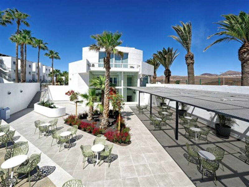 Aequora Lanzarote Suites