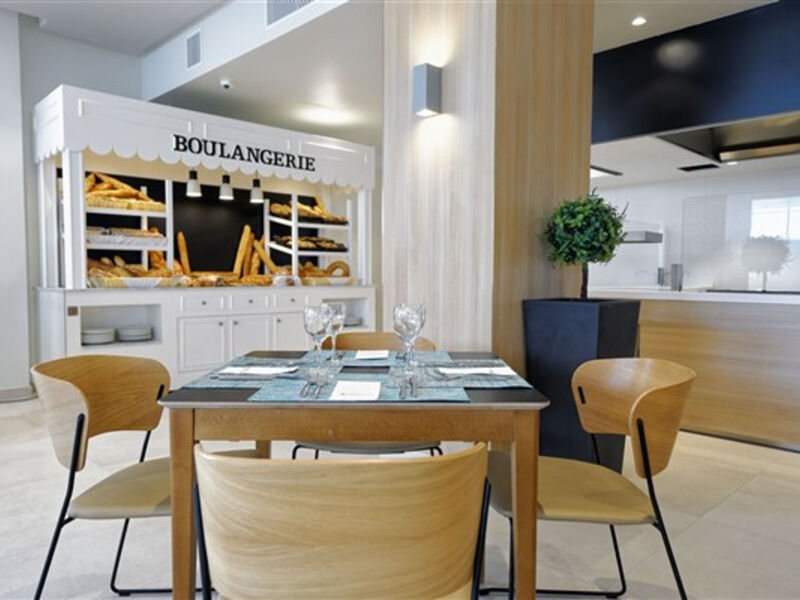 Aequora Lanzarote Suites