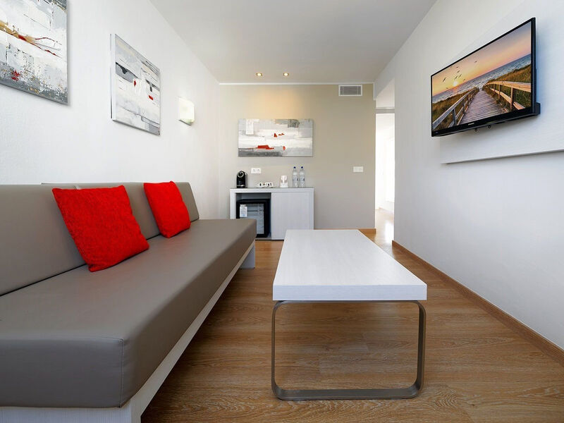 Aequora Lanzarote Suites