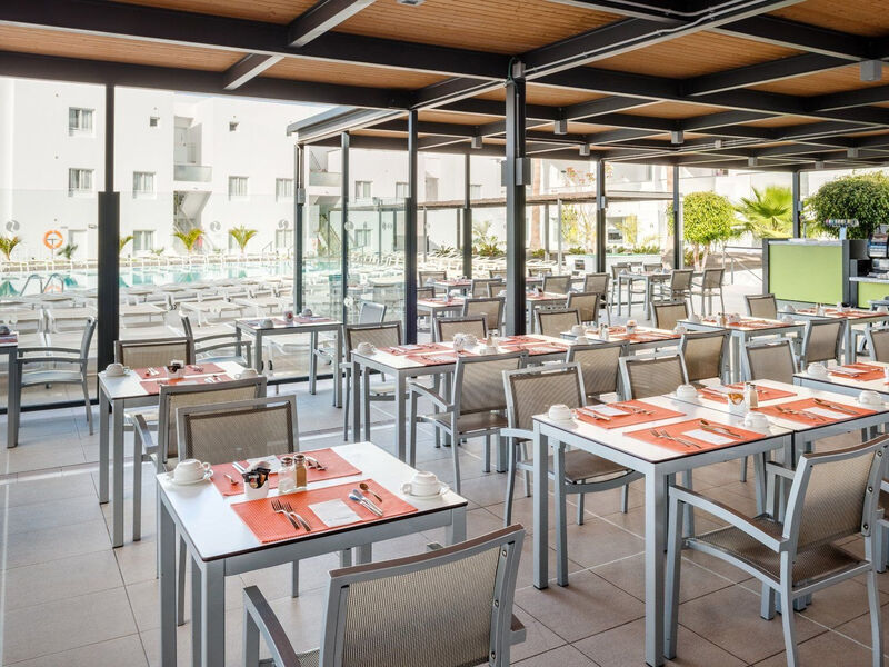 Aequora Lanzarote Suites