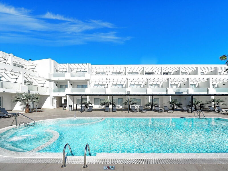 Aequora Lanzarote Suites