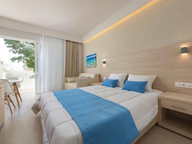 Cooee Afandou Bay & Suites