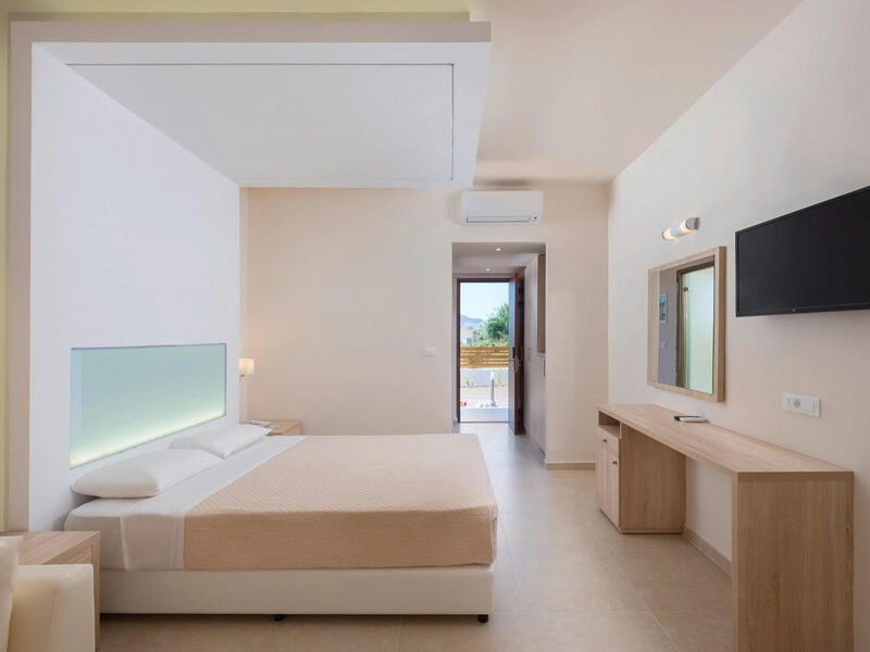 Cooee Afandou Bay & Suites