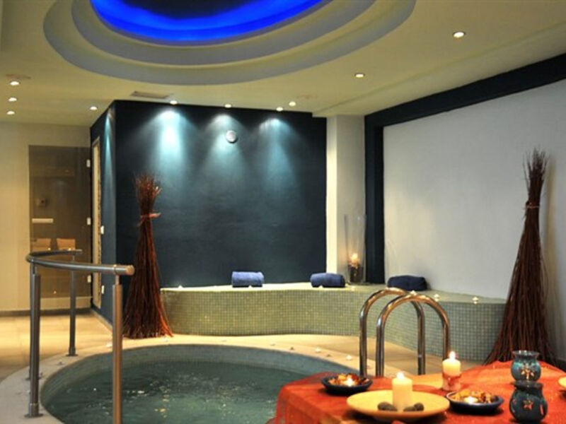 Afroditi Venus Beach & Spa