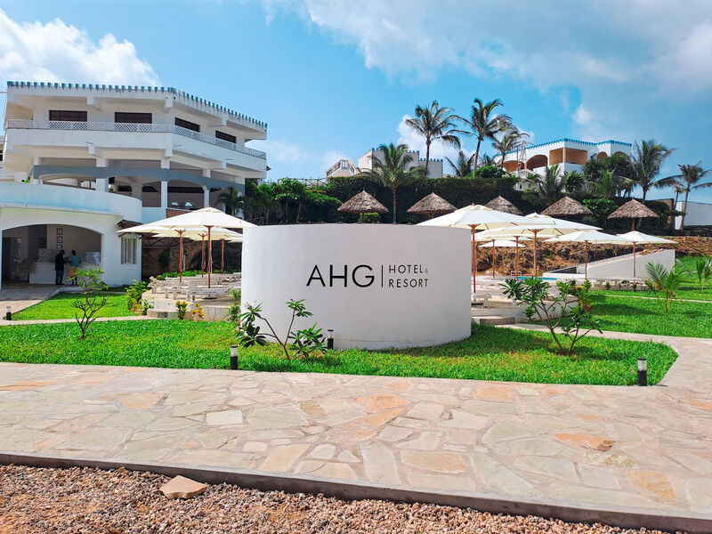 Ahg Lion Beach Resort & Spa