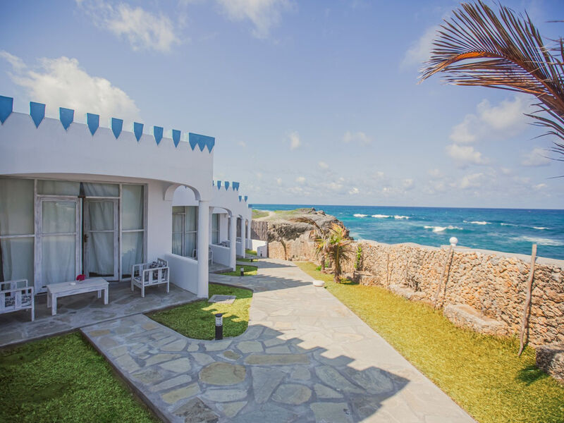 Ahg Lion Beach Resort & Spa