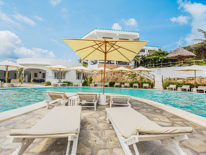 Ahg Lion Beach Resort & Spa