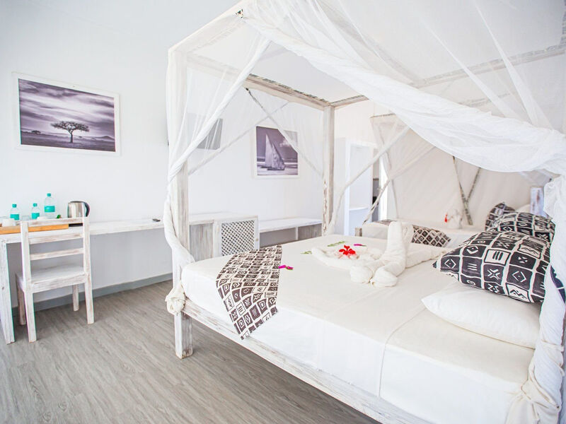 Ahg Lion Beach Resort & Spa