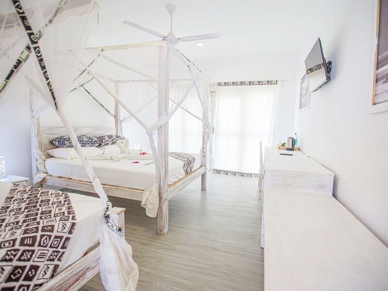 Ahg Lion Beach Resort & Spa