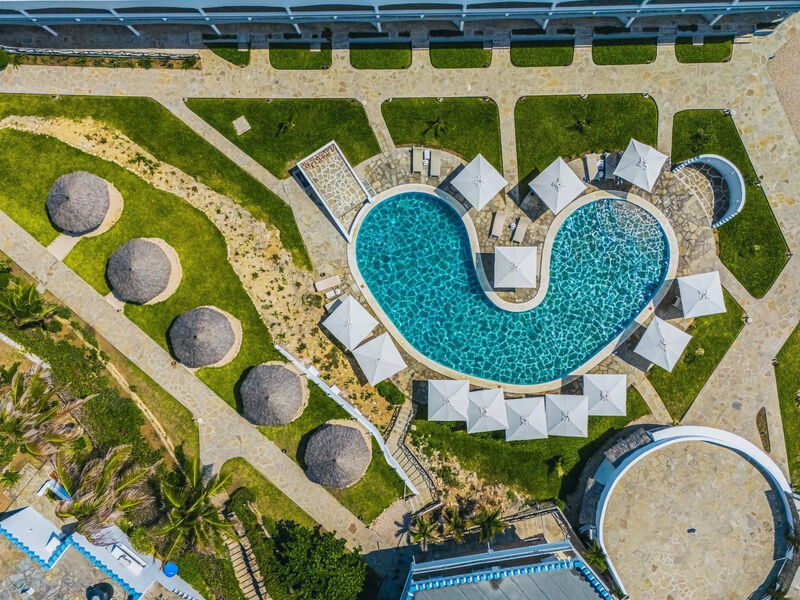 Ahg Lion Beach Resort & Spa