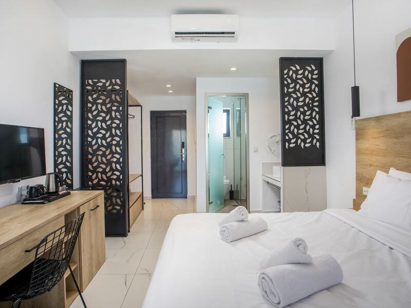 Aiora Aqua Resort