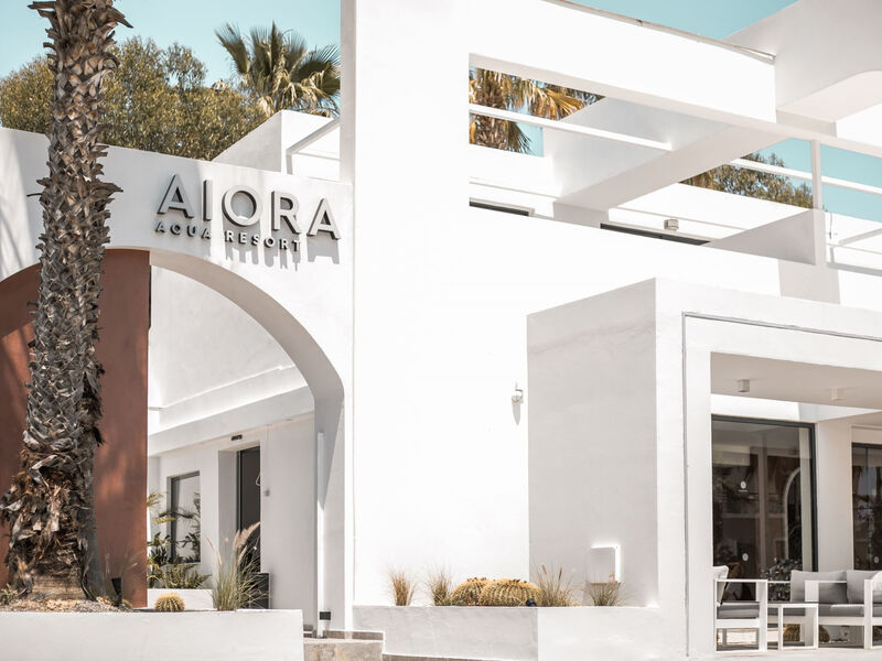 Aiora Aqua Resort