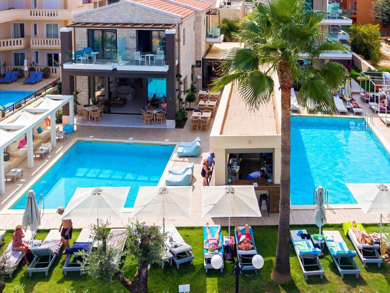 Airis Boutique & Suites