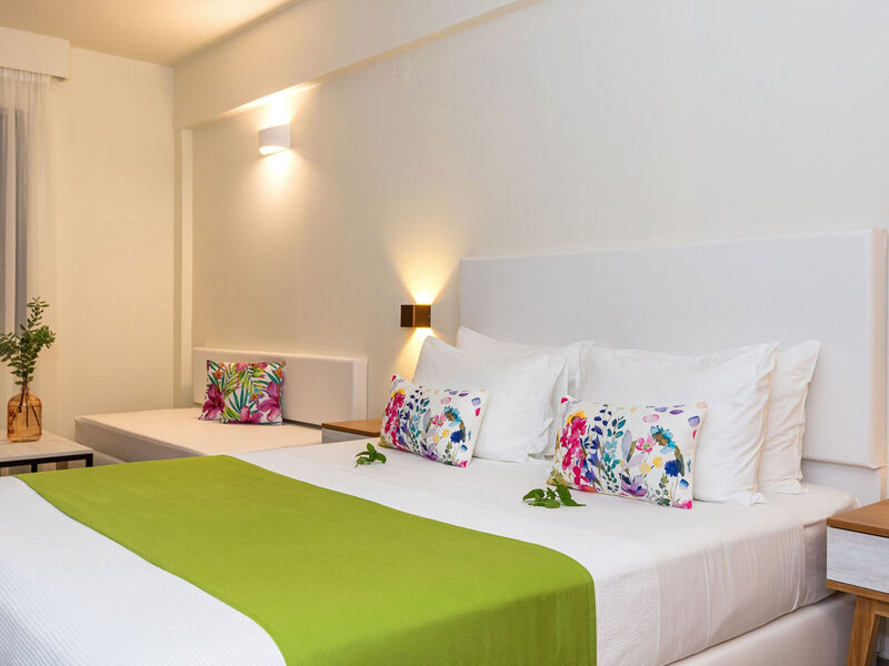 Airis Boutique & Suites