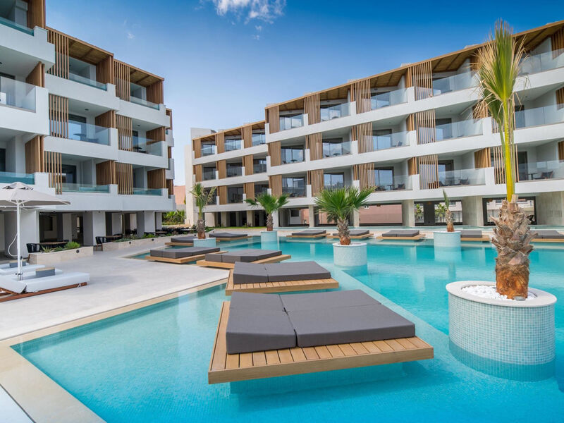 Akasha Beach Hotel & Spa