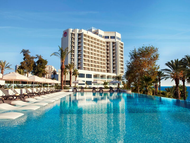 Akra Hotel