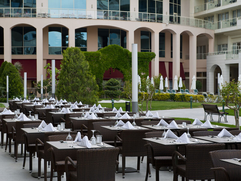 Akra Kemer