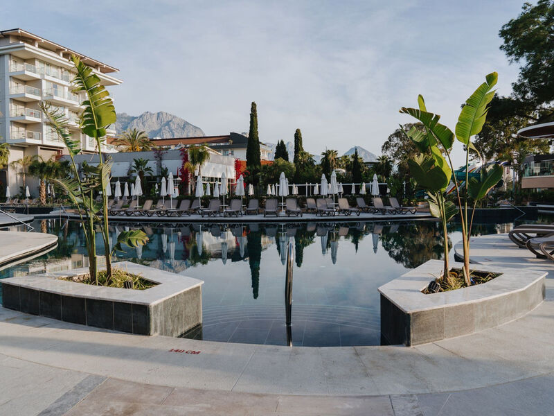 Akra Kemer