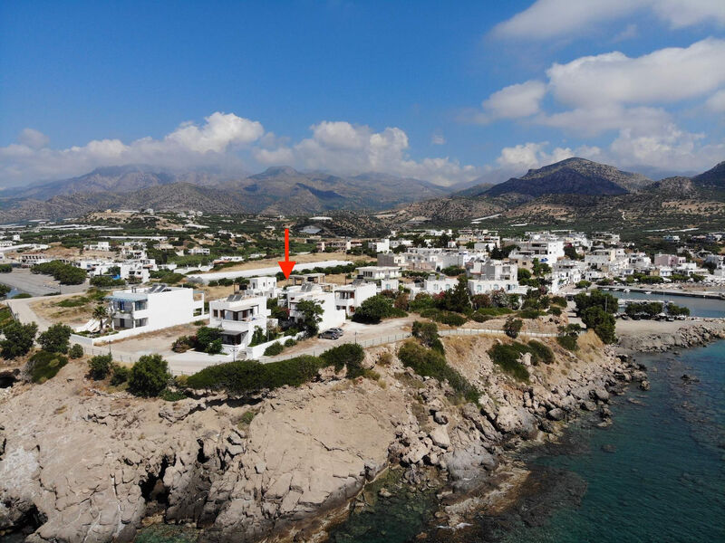 Akrotiri