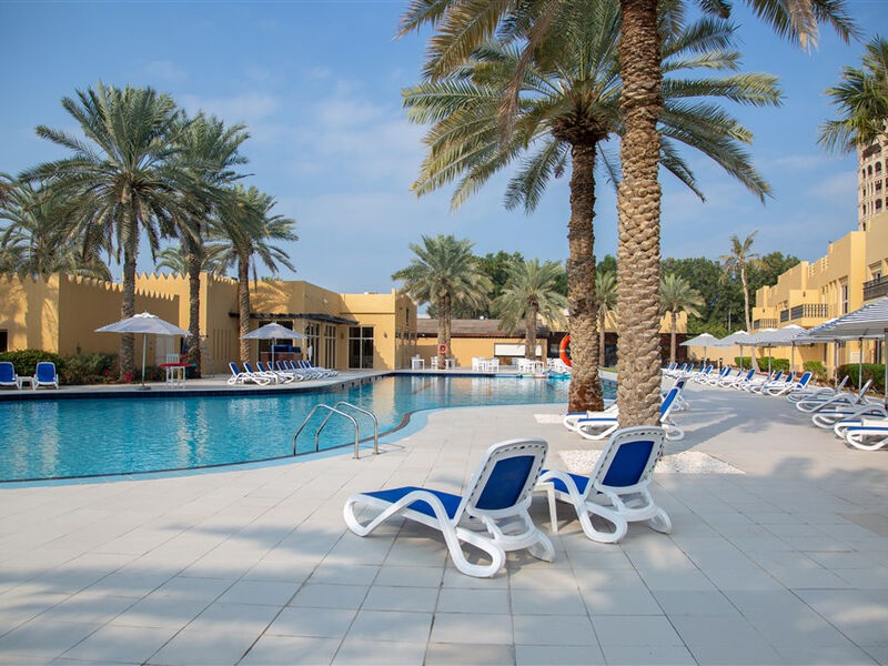 Al Hamra Village Golf & Beach Resort