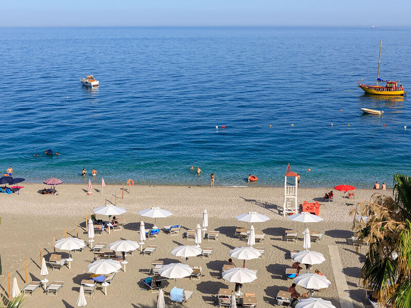 Albatros Beach