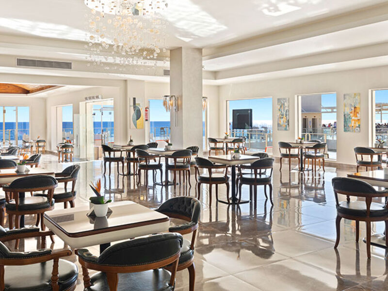 Albatros Royal Grand