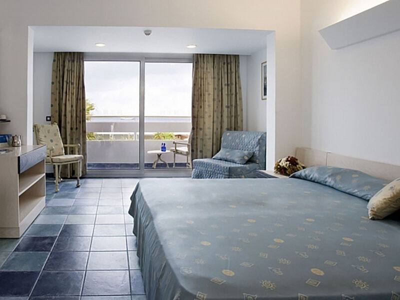 Aldemar Paradise Village