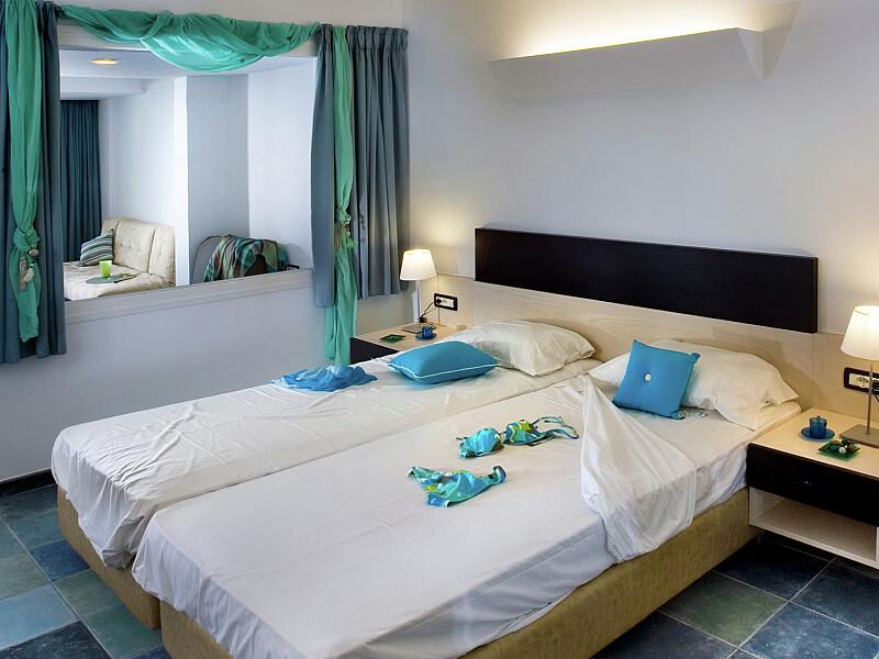 Aldemar Paradise Village