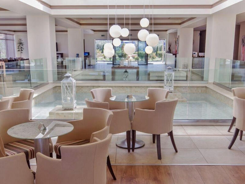 Alea hotel & Suites
