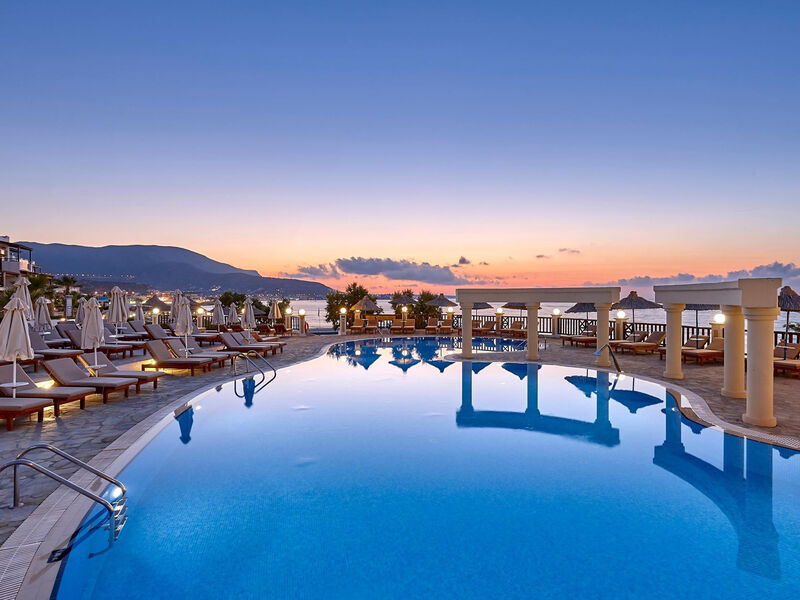 Alexander Beach Hotel & Village Resort