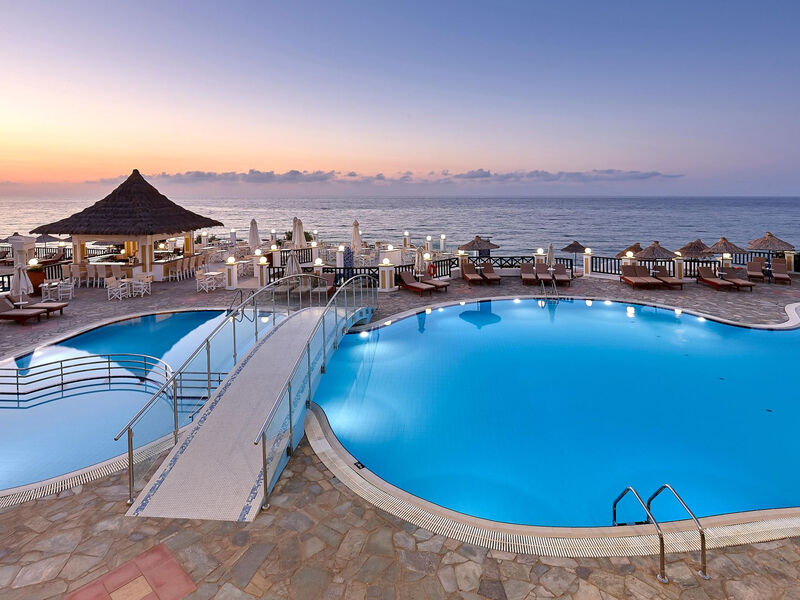 Alexander Beach Hotel & Village Resort