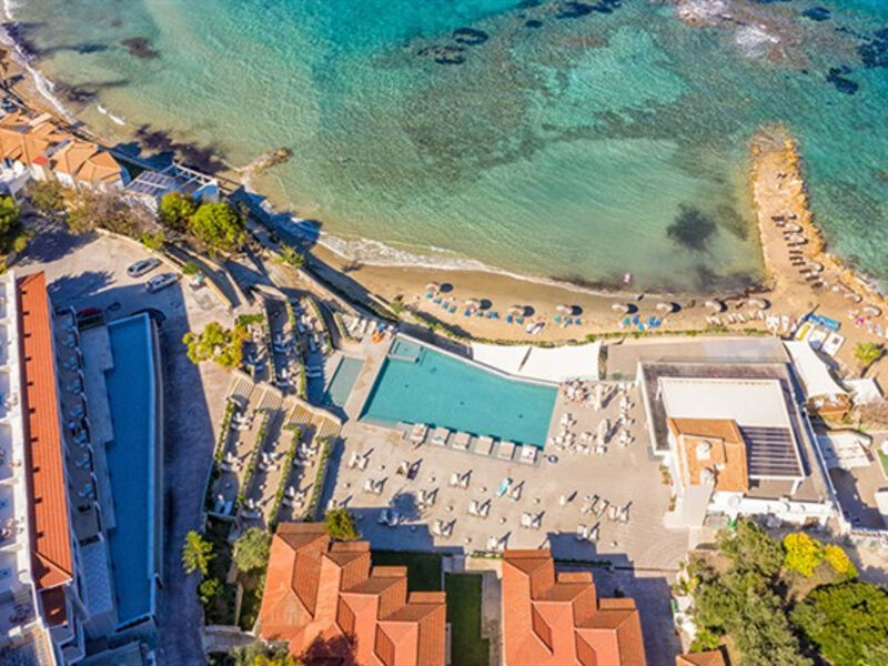 Alexandra Beach Resort & Spa