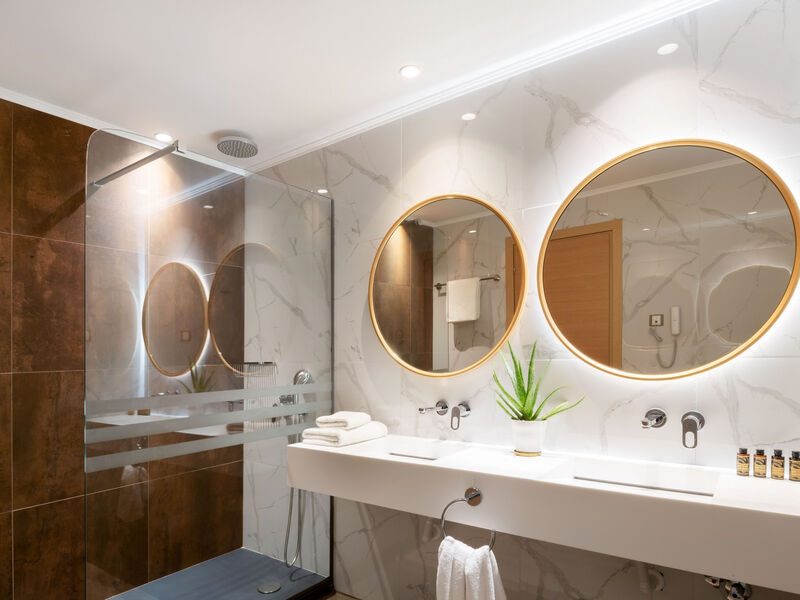 Alexandra Elegance Family Luxury