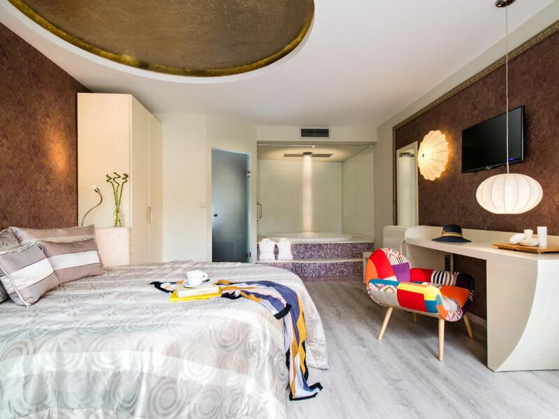 Alexandra Golden Thassos Boutique