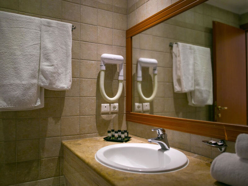 Alexandros Palace Hotel & Suites