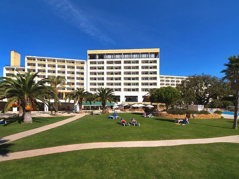 Alfamar Beach & Sport Resort